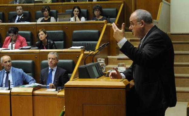 El PNV insiste en el Parlamento en la presunción de inocencia de los implicados en el 'caso De Miguel'