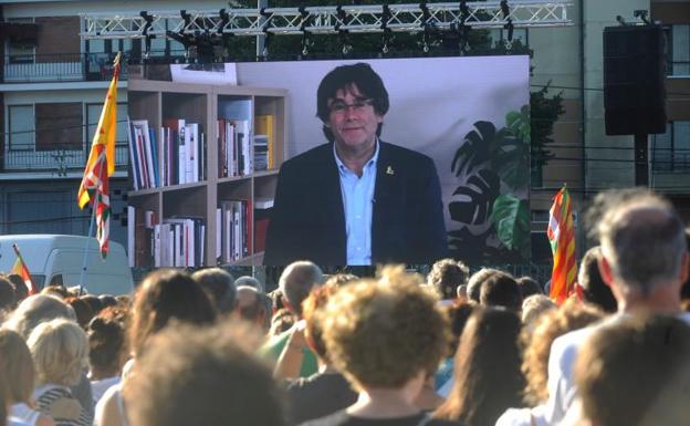 Puigdemont insiste en llevar el pulso soberanista «hasta las últimas consecuencias»