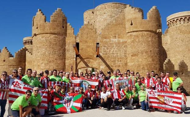 El presidente de la peña del Athletic de Gamiz-Fika tras su visita a Belmonte: «Es lo más emotivo que he vivido»