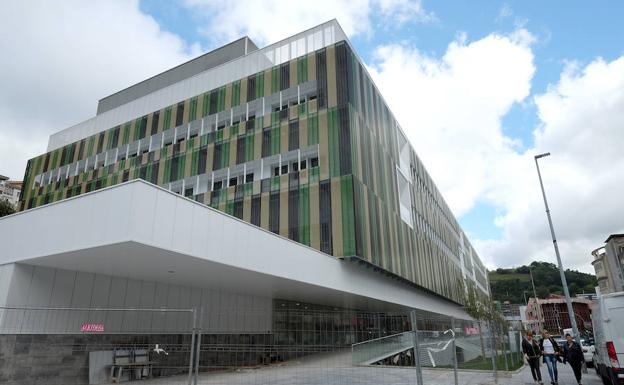 Osakidetza amplía su plantilla con 97 puestos para el nuevo hospital de Eibar