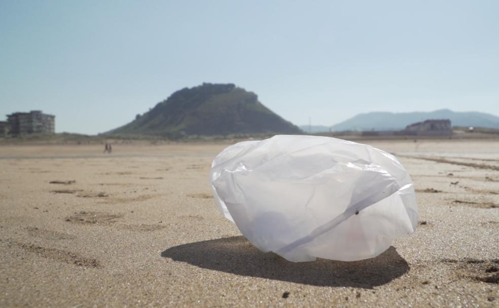 Más plástico que peces