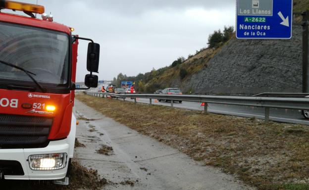 Cuatro heridos en un accidente de tráfico en Iruña de Oca