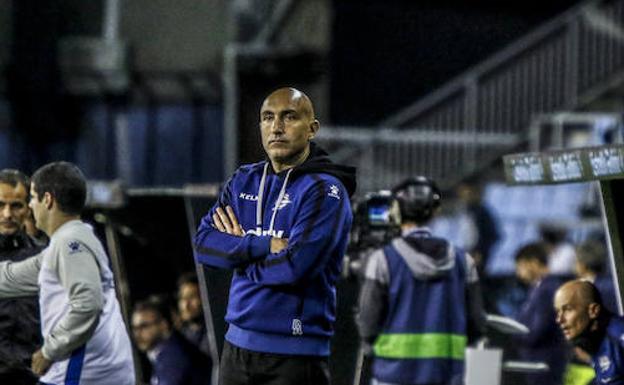 Abelardo: «El partido ha estado controlado, el equipo está haciendo las cosas bien»