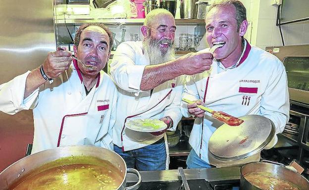 La emoción del primer día: cena inaugural en Zabaldegia