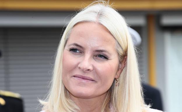 La princesa Mette-Marit de Noruega padece fibrosis pulmonar