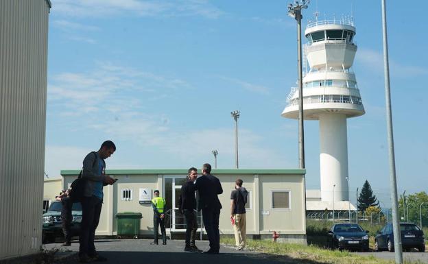 Aena anuncia que el proceso para implantar el H24 en Foronda está «en marcha»