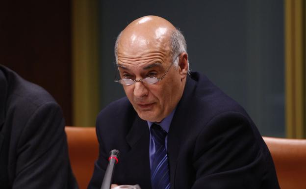 Dimite el director de Emergencias por el plan que centraliza en Bilbao el control de todo el servicio