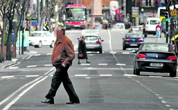 Ocho de cada diez conductores que atropellan a un peatón en Bilbao son hombres