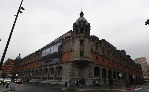 El Azkuna Zentroa acoge hoy los galardones para jóvenes creadores