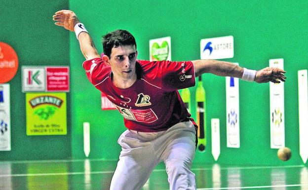 Altuna III alcanza por tercera vez la final de la 'jaula'