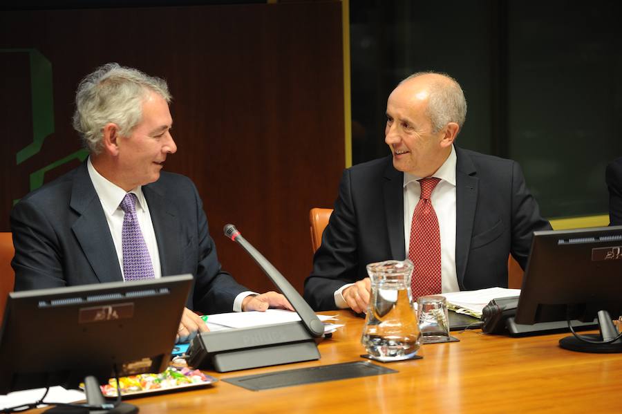 El Gobierno vasco rebaja un cuarto las ayudas a las asociaciones de víctimas Covite y AVT