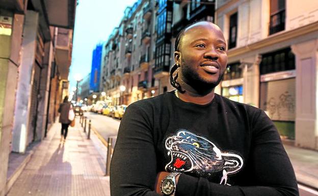 «No voy a permitir que dentro de mi local roben a los clientes»