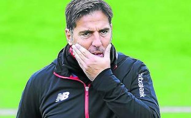 Berizzo: «Nos van a invitar a medir las fuerzas»