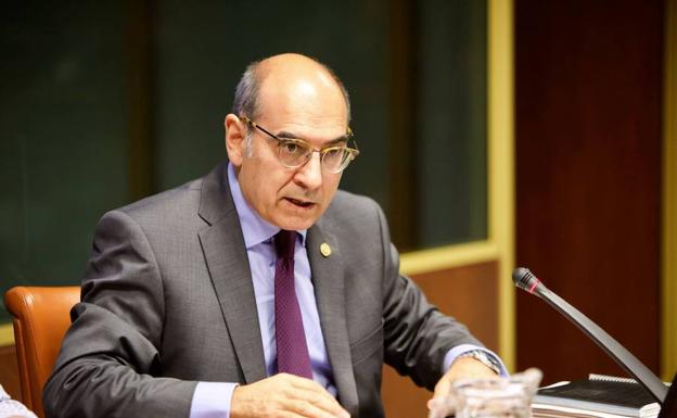 La Fiscalía de Álava investiga irregularidades en la designación del jefe de Nefrología del HUA