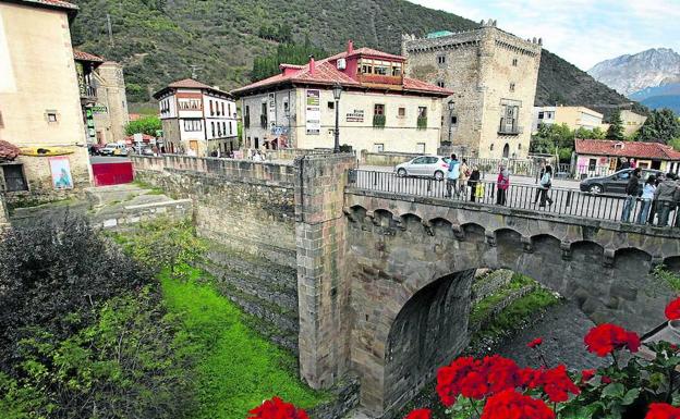 Potes prende las alquitaras