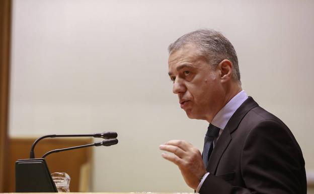 El lehendakari advierte de que no aceptará acusaciones de «blanquear a ETA» por el material educativo