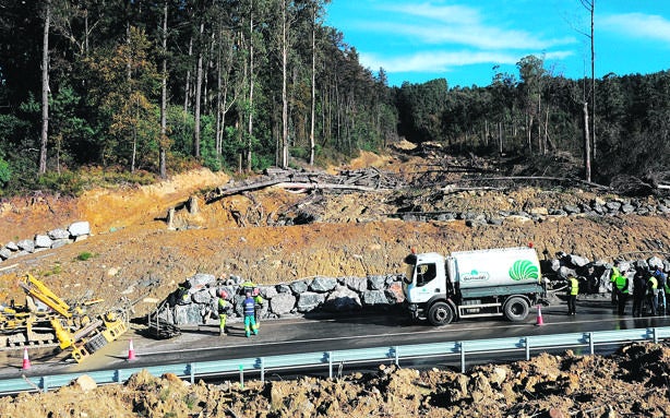 La Diputación drena una montaña en Larrabetzu para evitar más derrumbes