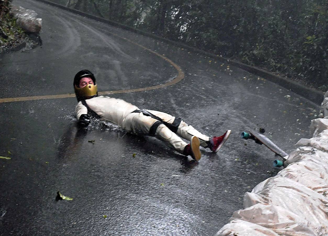 Descenso en monopatín