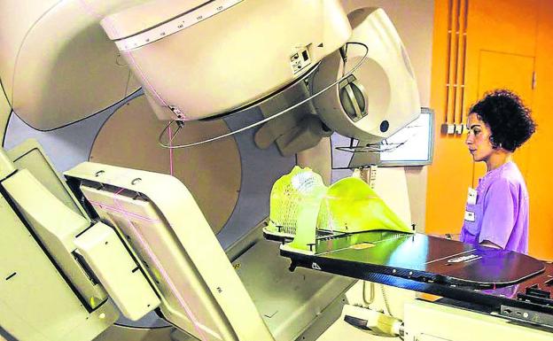 Txagorritxu incorpora un acelerador de última generación para radioterapia