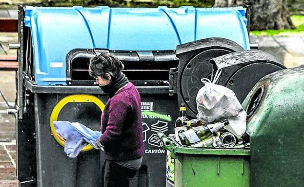 Álava aprueba el Plan de Residuos, que obliga a reciclar el doble