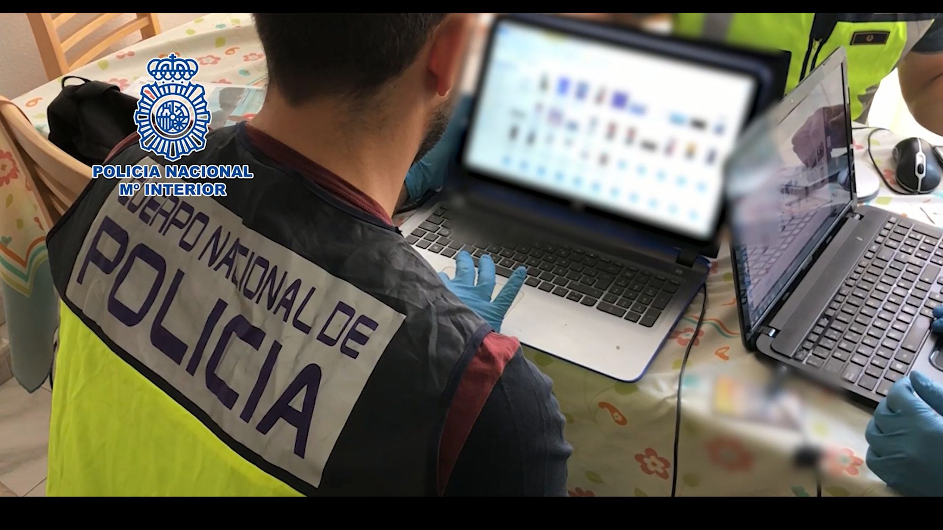 Golpe a la pornografía infantil en internet con 79 detenidos, 8 de ellos en el País Vasco