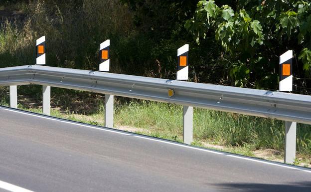 Dos detenidos en Urkabustaiz por causar daños y colocar piedras en una carretera