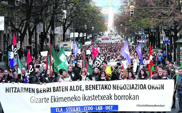 El segundo día de huelga en los colegios concertados deja a miles de alumnos sin clase