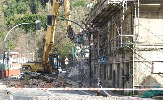 Derrumbamiento en Castrejana: «Ha sido un milagro que en ese momento no pasara nadie»