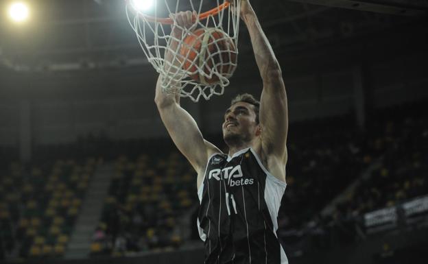 «El Bilbao Basket es un equipo para ascender y vamos a ascender»