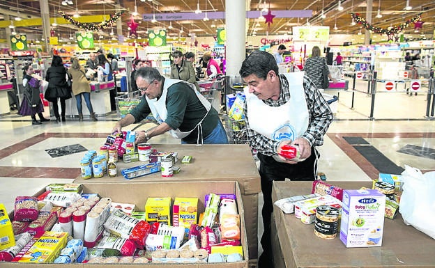 Más de 3.800 personas perciben la RGI en la comarca para llegar a fin de mes