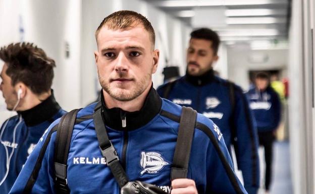 Guidetti acompañará a Calleri en punta