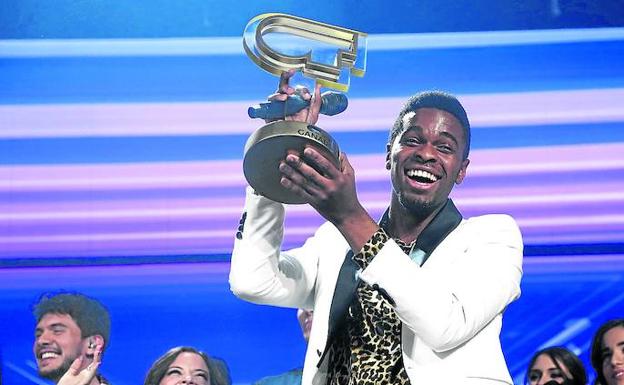 «Sería brutal que un negro representara a España en Eurovisión»