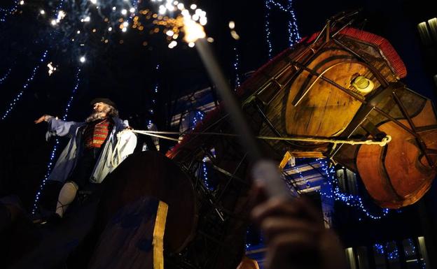 Carbón que desata pasiones por Navidad