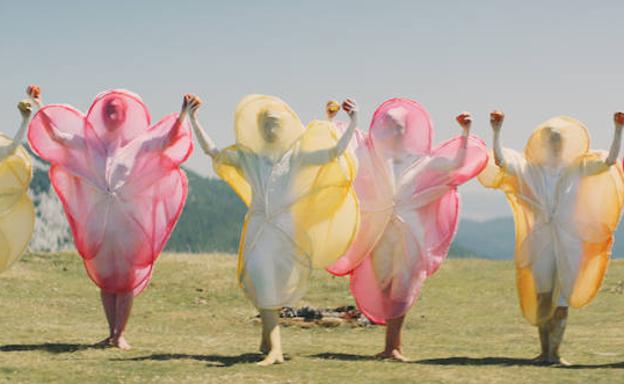 Uno de los bailes que se suceden en 'Dantza', el filme dirigido por Telmo Esnal./
