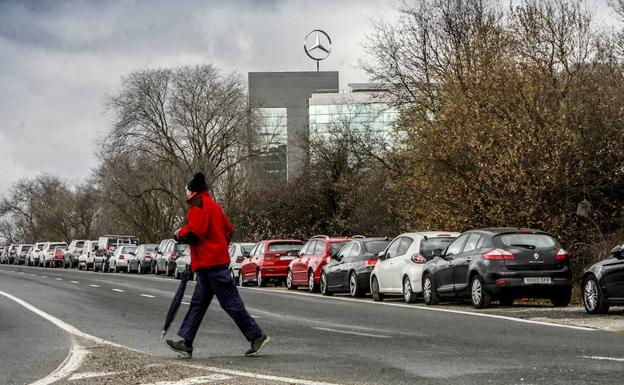 Mercedes podrá crecer hacia Zabalgana para solucionar su grave problema de aparcamiento