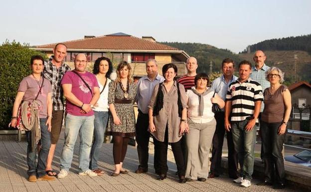 Las agrupaciones vecinales, sin candidatos a las alcaldías a cinco meses de las municipales