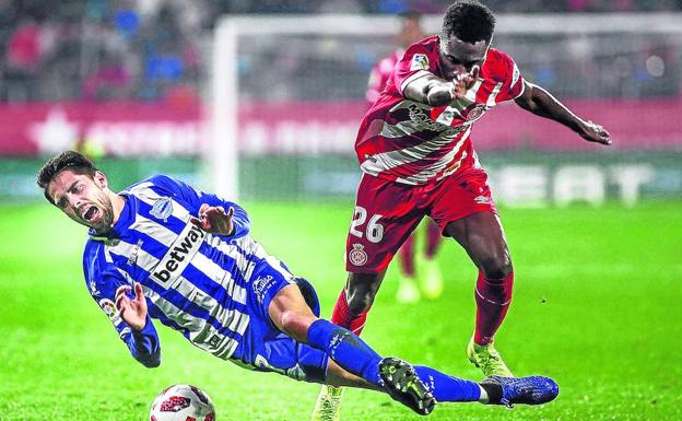 El Alavés intensifica la búsqueda de un extremo