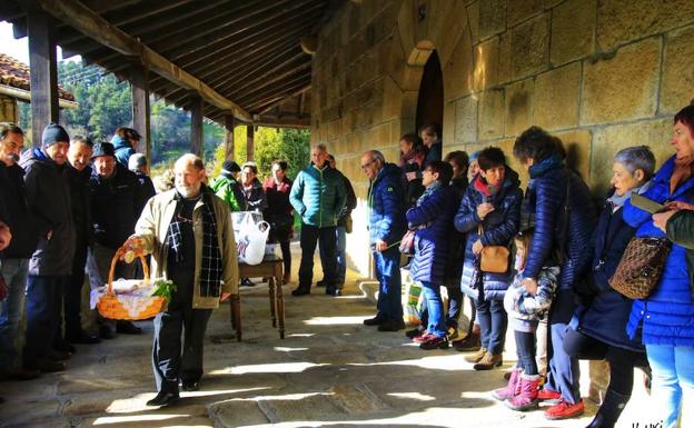 La subasta de Garai recauda 650 euros