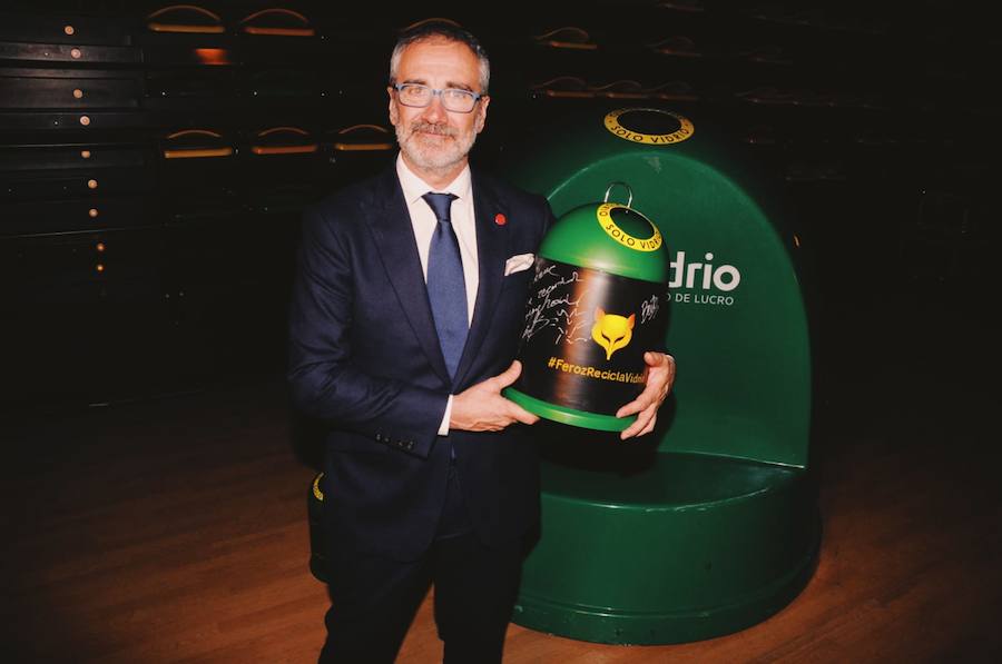 Campeones, elegida mejor comedia por los bilbaínos mediante el reciclaje de vidrio