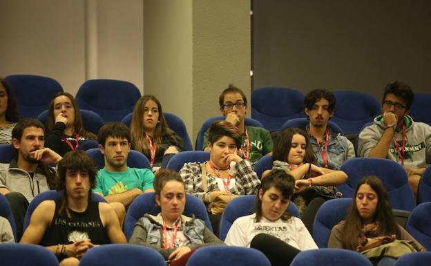 empleo juvenil y prácticas no laborales