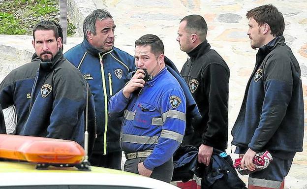 Los mineros esperan abrir hoy la galería para llegar hasta Julen tras limar el pozo