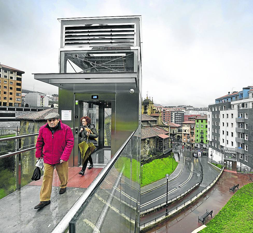 Bilbao en un botón de ascensor