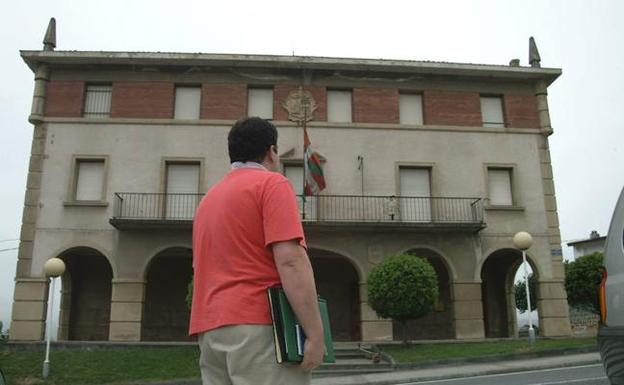 Zaratamo licita un terreno donde construir 50 VPO para atraer a jóvenes al municipio