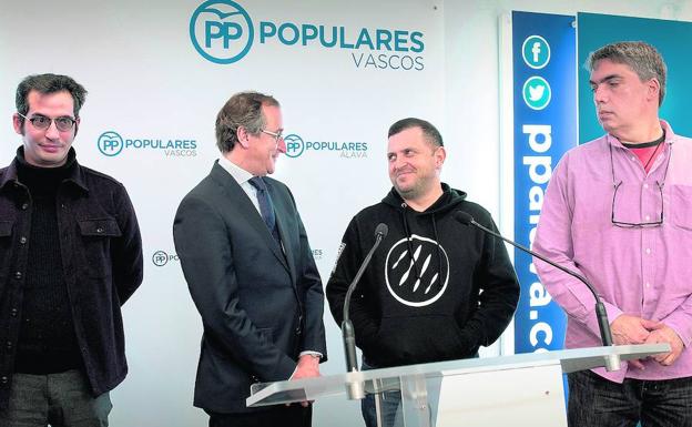 El Gobierno fía a la abstención del PP o Bildu la subida salarial a los funcionarios y de la RGI