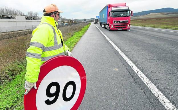 Desde hoy todos a 90 km/h en carreteras secundarias