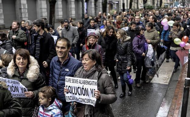 Los sindicatos se reúnen el 8 de febrero para decidir si siguen los paros en los colegios