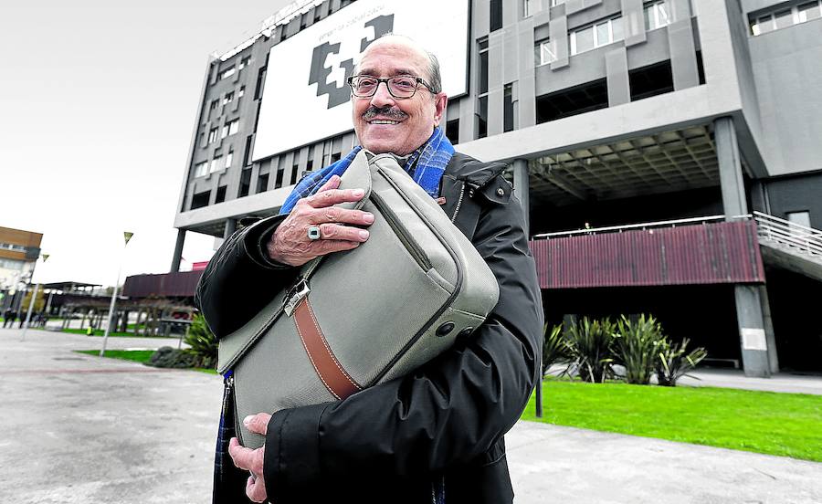 «Las razones contra la maternidad subrogada resultan radicales y del todo irracionales»