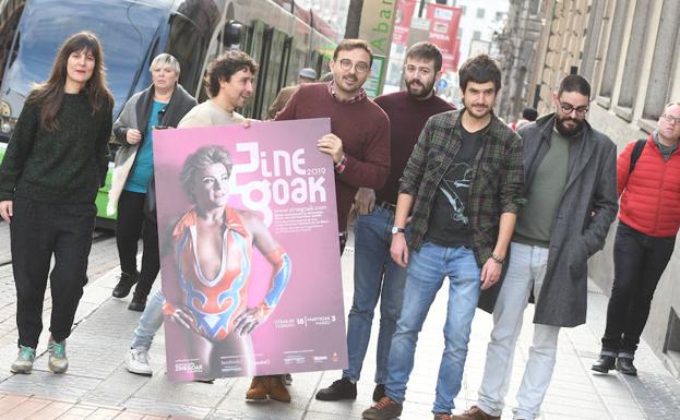 Bollo Bertso y luchadores con pluma en Zinegoak