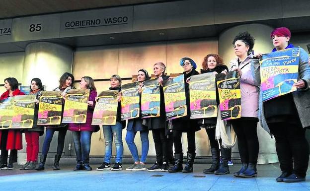 Los sindicatos vascos llaman a las mujeres a parar 24 horas el 8 de marzo