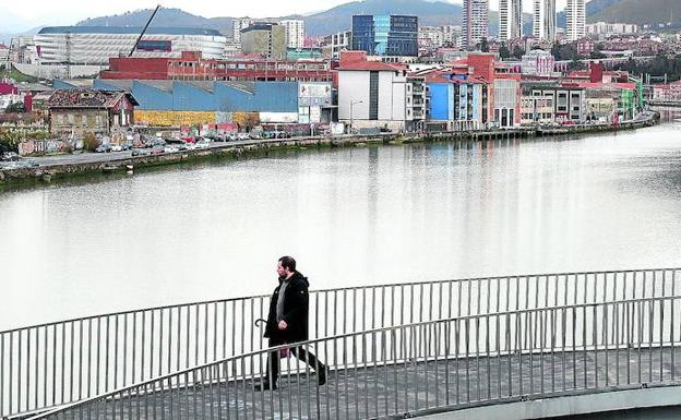 Zorrozaurre se prepara para otra crecida de la ría el 21 de febrero por una fuerte pleamar